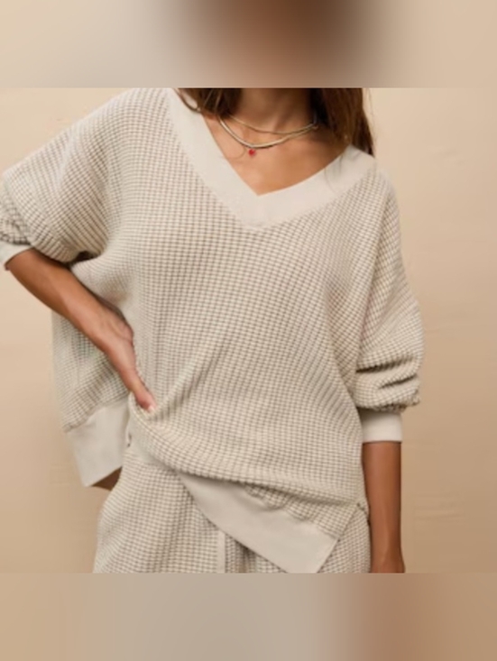 American Eagle Outfitters Sweaters - American Eagle Big Hug Oversized Sweater